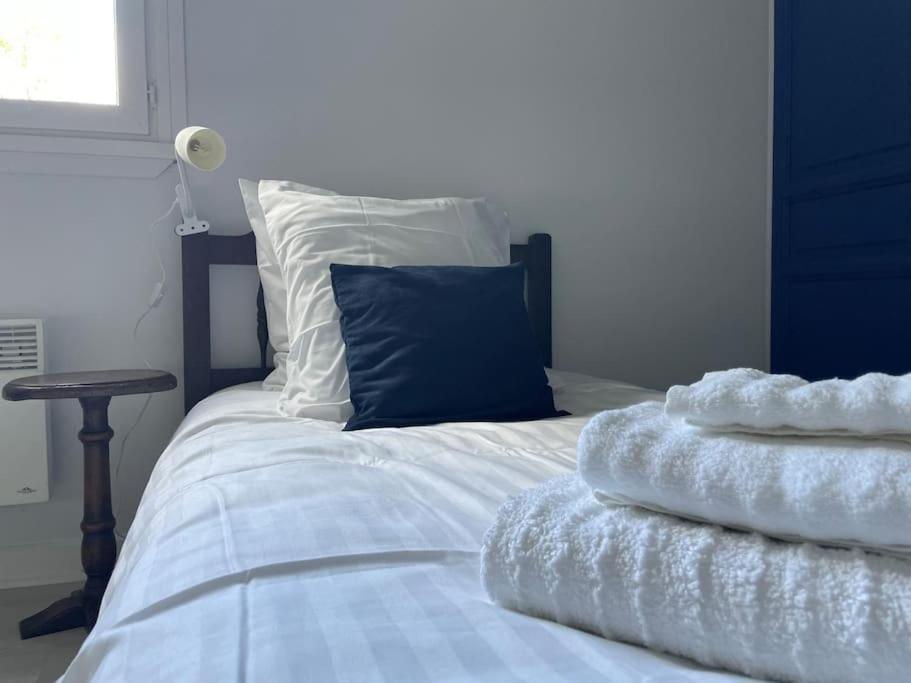 Gite Omaha 3 Etoiles - La Ferme Delaunay Saint-Come-du-Mont エクステリア 写真